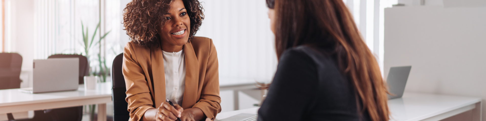 youth getting financial advice from an expert